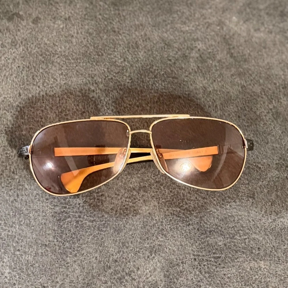 Stylish Gold Aviator Sunglasses